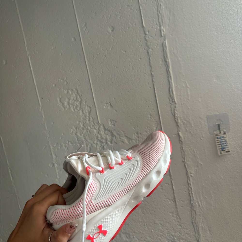 Under armour tennis shoes